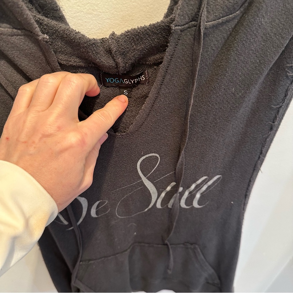 Sleeveless Yoga Hoodie